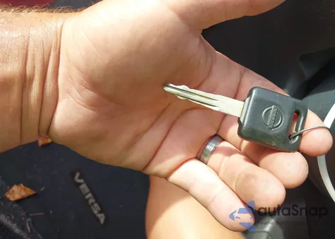 2014 Nissan Versa 1.6 S+ из США, поврежденный, VIN 3N1CN7AP1EL848128